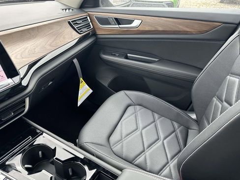 New 2026 Volkswagen Atlas SE AWD/4WD image 25
