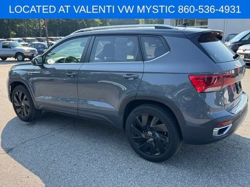 Certified 2024 Volkswagen Taos SE AWD/4WD image 6