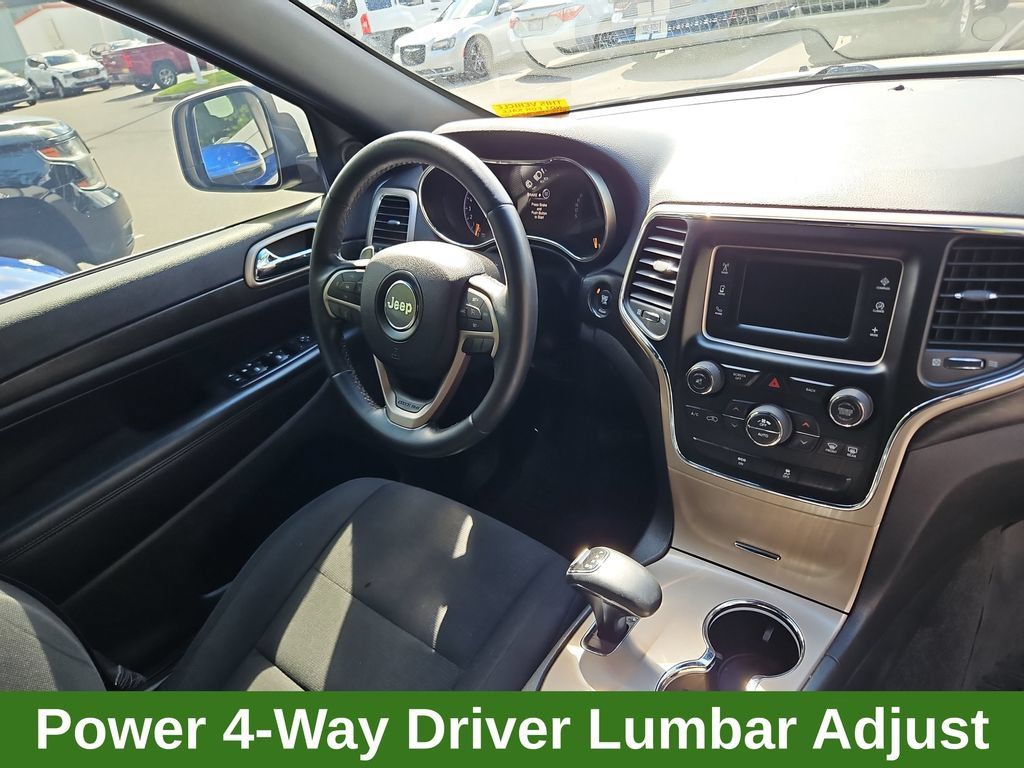 Used 2015 Jeep Grand Cherokee Laredo w/ Quick Order Package 23E AWD/4WD image 9