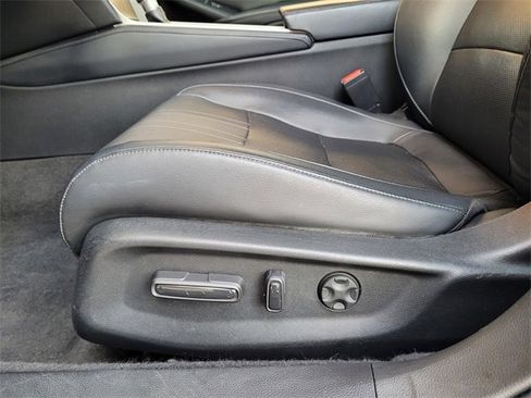 Used 2018 Honda Accord EX-L image 21
