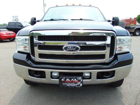 Used 2005 Ford F350 XLT AWD/4WD image 3