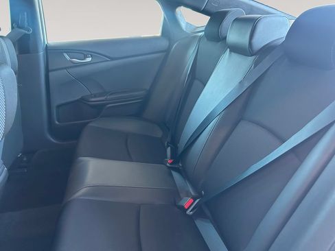 Used 2019 Honda Civic Sport image 2