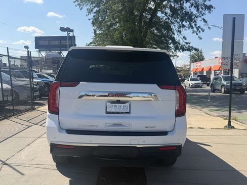 Used 2022 GMC Yukon SLT w/ SLT Premium Package RWD image 6