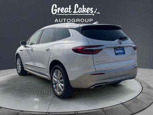 Used 2020 Buick Enclave Premium w/ Sun and Sites Package FWD image 3
