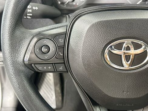 Used 2024 Toyota Corolla LE image 19