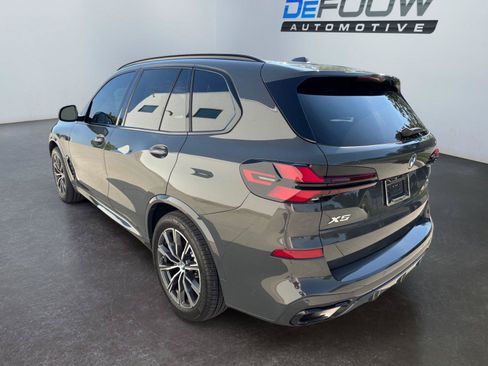 Used 2026 BMW X5 xDrive40i w/ M Sport Package AWD/4WD image 17