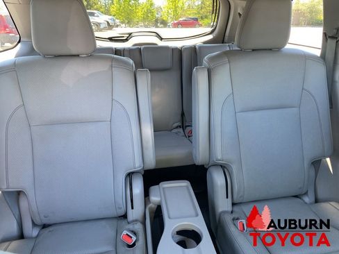 Used 2016 Toyota Highlander Limited Platinum AWD/4WD image 23
