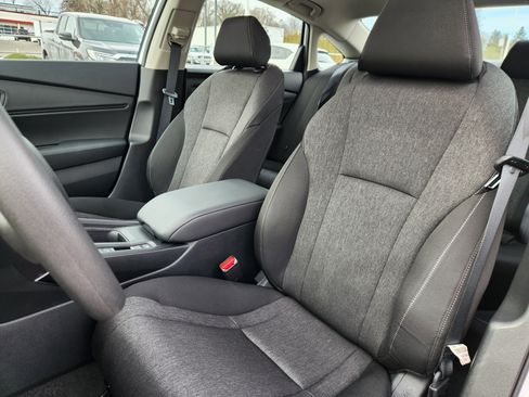 Certified 2025 Honda Accord SE image 7