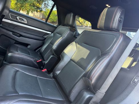 Used 2018 Ford Explorer Sport image 11