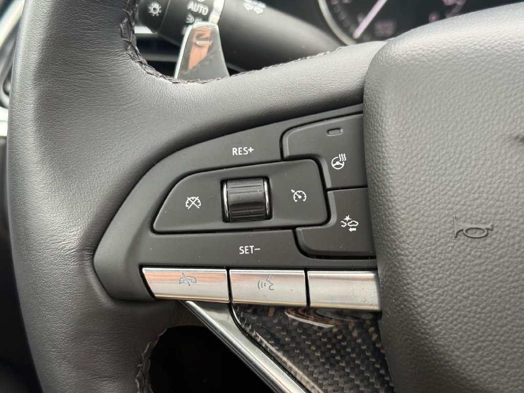 Used 2024 Cadillac XT6 Sport w/ LPO, Floor Liner Package AWD/4WD image 17