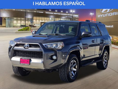 Used 2017 Toyota 4Runner TRD Off-Road Premium image 5