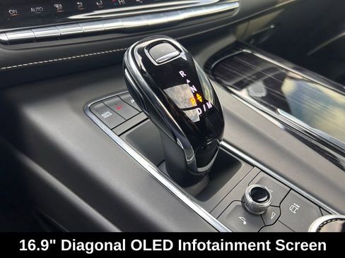 Certified 2023 Cadillac Escalade ESV V image 37