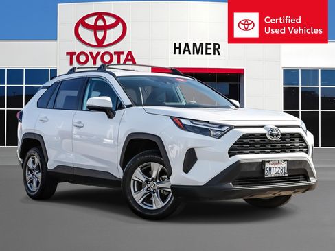 Used 2024 Toyota RAV4 XLE image 1