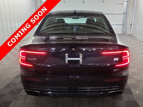 Used 2021 Volvo S60 T8 R-Design Expression AWD/4WD image 4