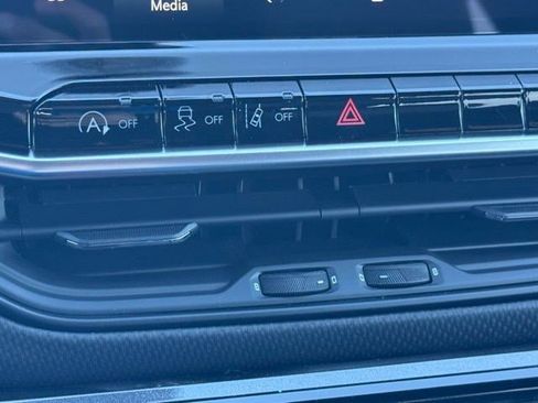 New 2026 Jeep Compass Latitude AWD/4WD image 20