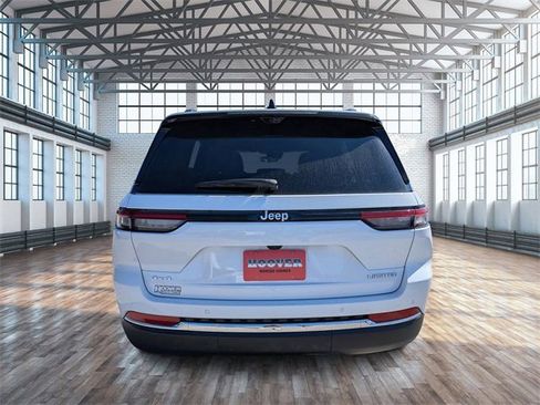 New 2025 Jeep Grand Cherokee Limited w/ Luxury Tech Group II image 5