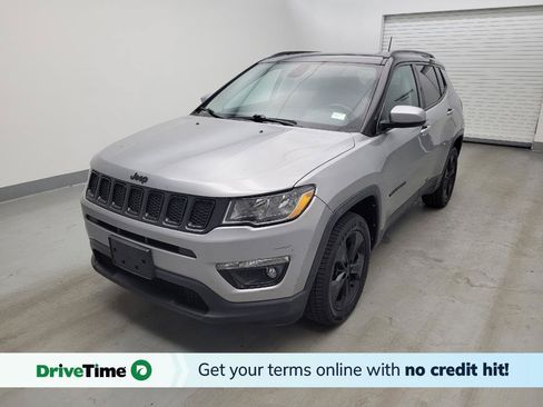 Used 2021 Jeep Compass Latitude w/ Sun and Sound Group AWD/4WD image 1