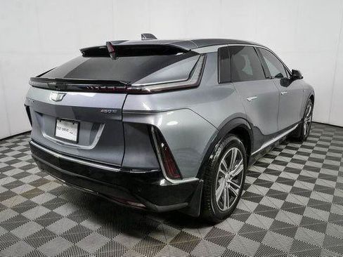 Used 2023 Cadillac Lyriq 2WD image 2