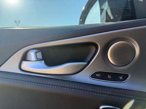 Used 2020 Kia Stinger GT1 image 18