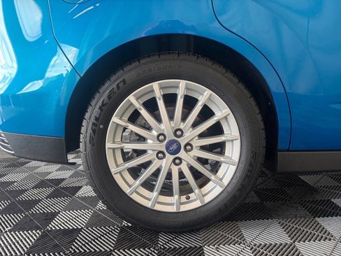 Used 2013 Ford C-MAX Energi SEL FWD image 24