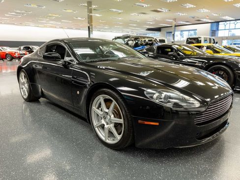Used 2007 Aston Martin V8 Vantage Coupe image 4