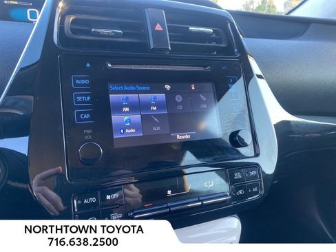 Used 2018 Toyota Prius Four image 25