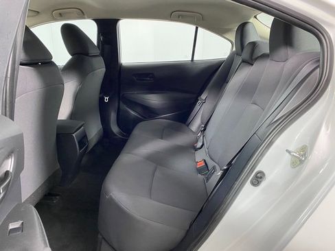 Certified 2022 Toyota Corolla LE image 11