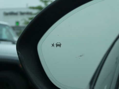 New 2025 Buick Envision Sport Touring image 13