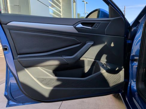 Used 2023 Volkswagen Jetta S image 14