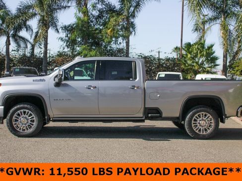 Used 2022 Chevrolet Silverado 2500 High Country image 5