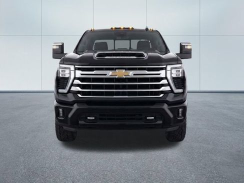 Used 2024 Chevrolet Silverado 3500 High Country w/ High Country Premium Package AWD/4WD image 6