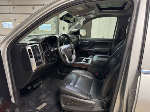 Used 2018 GMC Sierra 1500 SLT image 14
