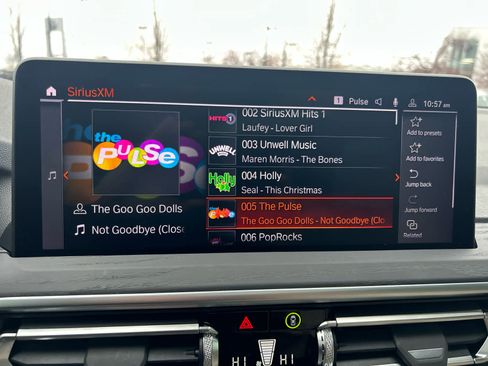 Certified 2024 BMW X3 xDrive30i w/ Premium Package image 28