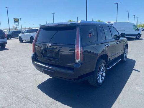 Used 2020 Cadillac Escalade Luxury w/ Escalade Sport Edition AWD/4WD image 6