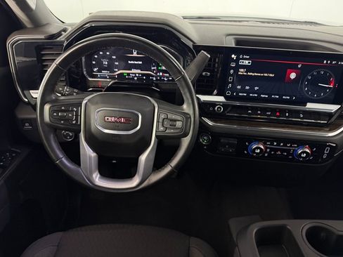 Used 2024 GMC Sierra 1500 SLE w/ X31 Off-Road Package image 13