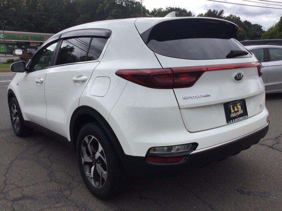 Used 2020 Kia Sportage LX AWD/4WD image 10