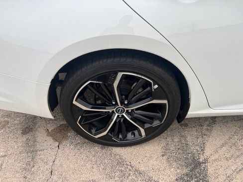 Used 2024 Nissan Altima 2.5 SR FWD image 17