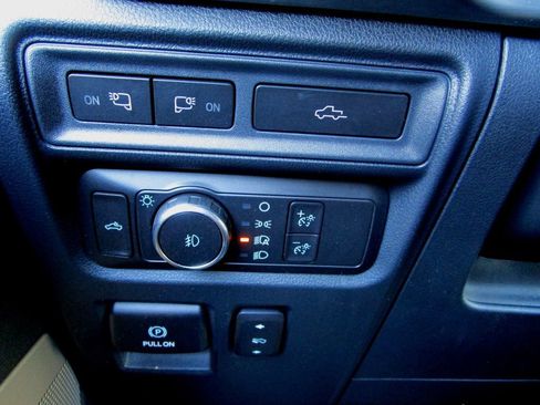 Used 2021 Ford F150 Lariat w/ Equipment Group 502A High AWD/4WD image 31