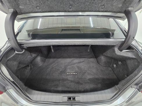 Used 2017 Nissan Maxima Platinum FWD image 17