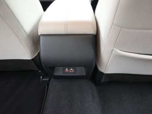 Used 2025 Nissan Altima 2.5 SV image 25