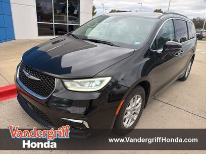 Used 2022 Chrysler Pacifica Touring-L