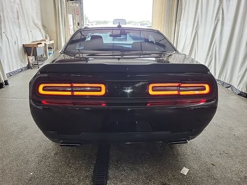 Used 2016 Dodge Challenger R/T Scat Pack w/ Leather Interior Group RWD image 7