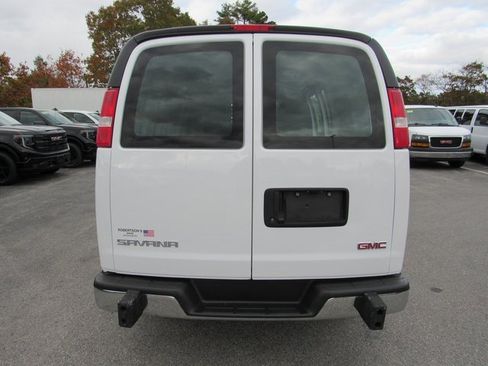 Certified 2024 GMC Savana 2500 Work Van w/ Driver Convenience Package image 4
