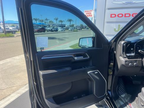 Used 2023 Chevrolet Silverado 1500 LT Trail Boss w/ LT Trail Boss Premium Package image 24