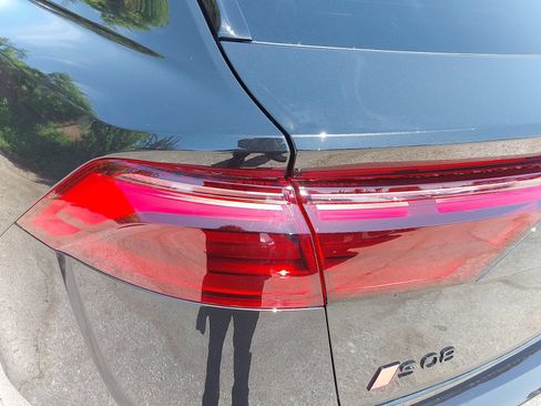 New 2026 Audi SQ8 Premium Plus AWD/4WD image 38