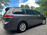 Used 2011 Toyota Sienna Limited image 6