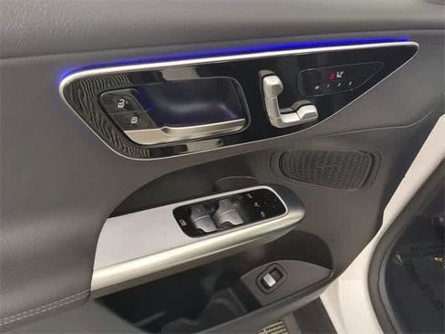 Used 2026 Mercedes-Benz GLC 300 4MATIC image 17