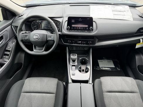 New 2026 Nissan Rogue SV FWD image 2
