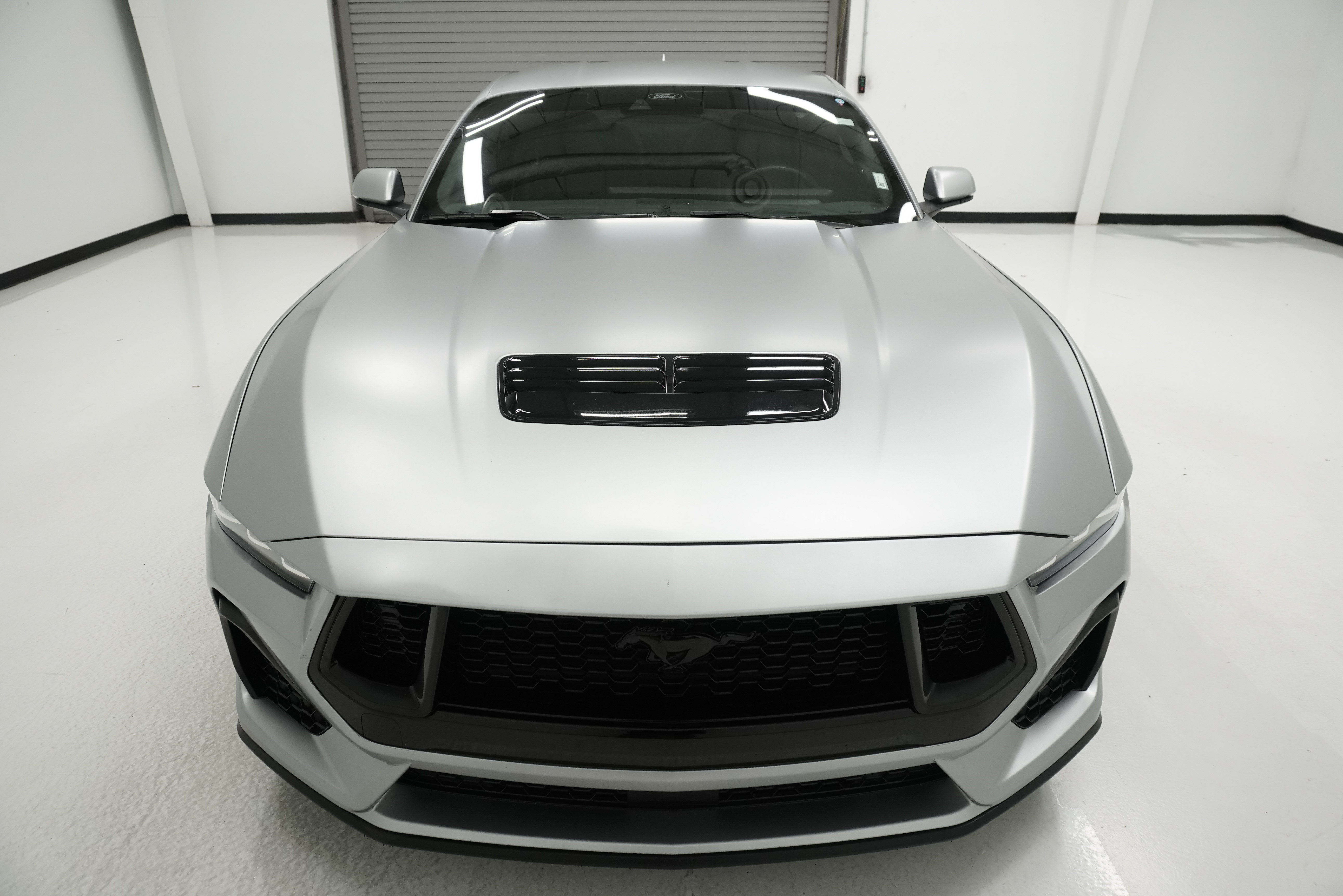 Used 2024 Ford Mustang GT Premium RWD image 2