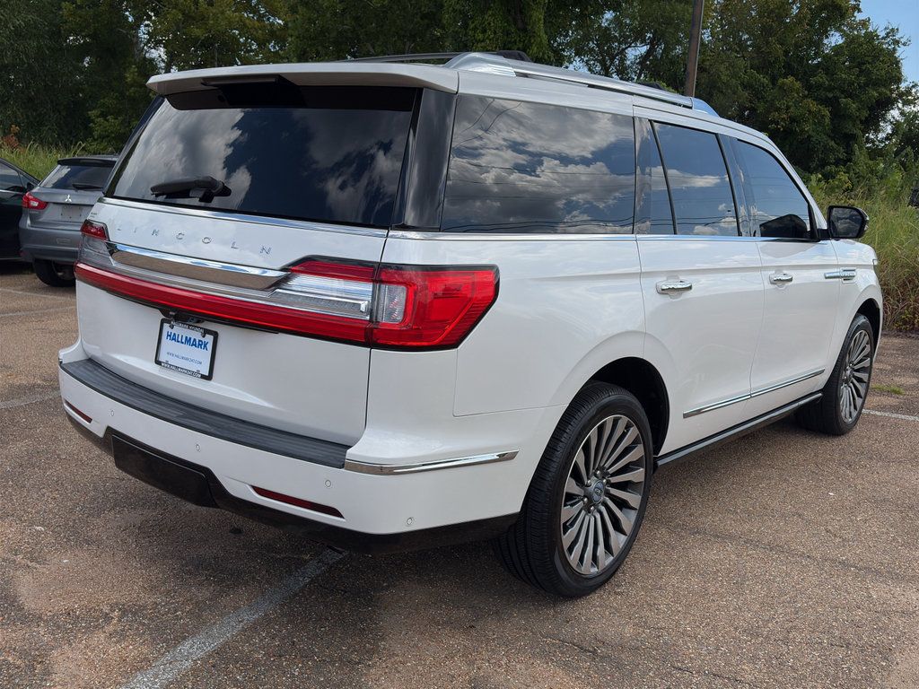Used 2019 Lincoln Navigator Reserve w/ Cargo Package AWD/4WD image 4